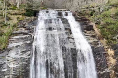 Kar suları Suuçtu Şelalesini coşturdu...