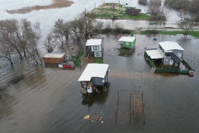 Yüzen evler...Ulubat Gölü taştı, felaket havadan görüntülendi