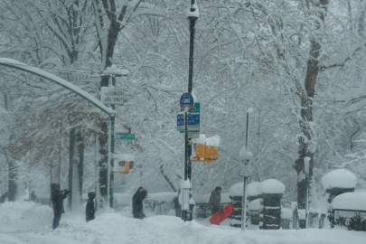 ABD’de kar fırtınası hayatı durma noktasına getirdi