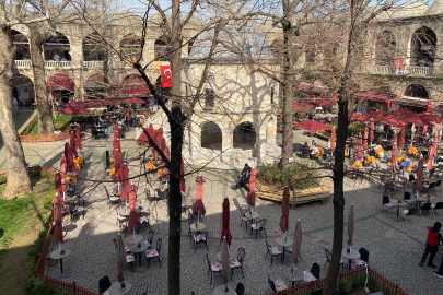 Koza Han'da masalar geri döndü, vatandaş yeniden tarihle buluştu