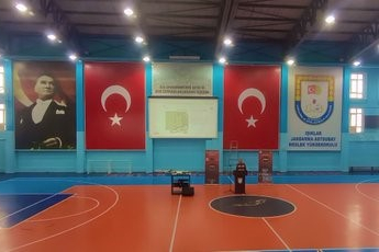 Bursa’da Jandarmadan öğrencilere narkotik eğitimi