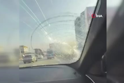 Bursa’da yol verme kavgası kamerada... Camı kırdı, 180 bin lira ceza yedi