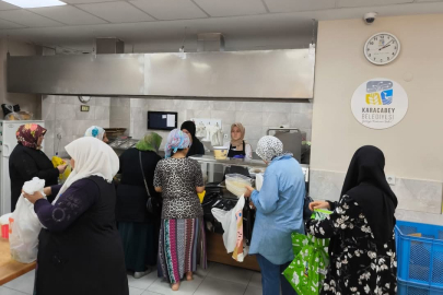 Karacabey Belediyesi'nden binlerce vatandaşa destek