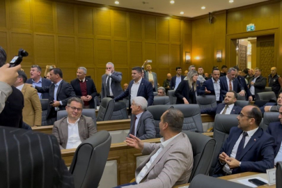 Bursa Büyükşehir Meclisi’nde ‘su zammı’ tekrar gündeme geldi, tansiyon yükseldi