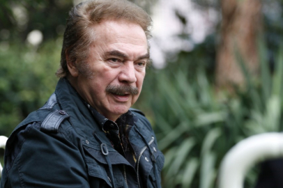 Usta sanatçı Orhan Gencebay, hastanede tedavi altında