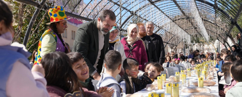 Gürsulu minikler tekne orucuyla iftar açtı