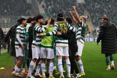 Bursaspor'dan şampiyonluk yarışında kritik galibiyet