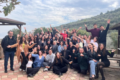 Bursa Uludağ Üniversitesi Güzel Sanatlar Fakültesi'nde tiyatro günü