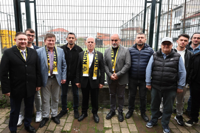 Başkan Bozbey'den İnegöl'e futbol sahası müjdesi