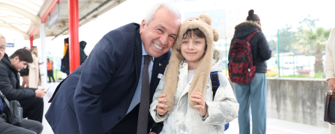 Başkan Şadi Özdemir’den mesai öncesi metro sürprizi