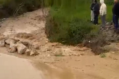 Kuraklığın ardından gelen sağanak İznik'i vurdu