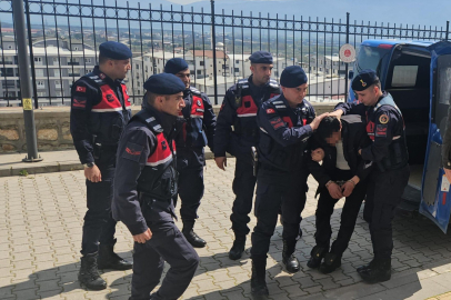 Bursa’da baba ve oğlunu öldüren zanlı adliyeye sevk edildi