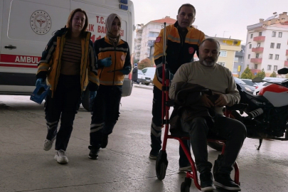 Bursa’da iki otomobil çarpıştı: 2 yaralı