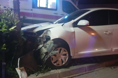 Alkollü sürücü kazaya neden oldu, araçlar hurdaya döndü