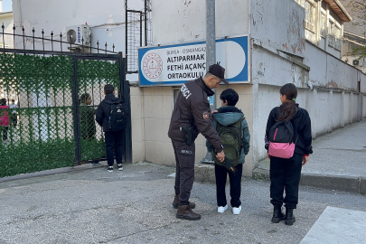 Bursa'da okullar daha güvenli...Her okula bekçi ve polis görevlendirildi