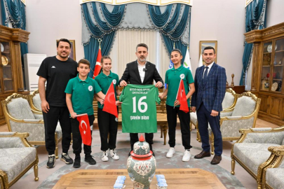 23 Nisan'da Başkanlık koltuğu çocukların oldu