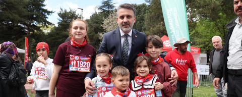 23 Nisan Bursa'da coşkuyla kutlandı