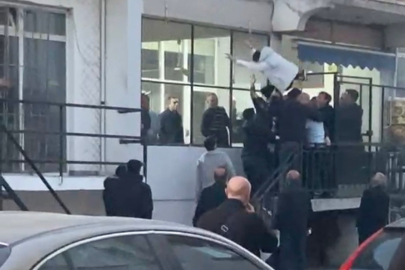 Bursa’da tekmeli sopalı kavga