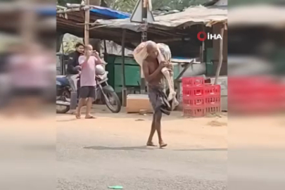 Hindistan’da bir adam para çekmek için kardeşinin iskeletiyle bankaya gitti