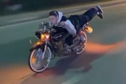 Motosiklet üzerinde tehlikeli şov