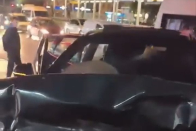 Bursa'da zincirleme kaza: 3 araç hurdaya döndü