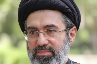 İran dini lideri Hamaney: "Basra Körfezi ve Hürmüz Boğazı'nda yeni bir sayfa açılıyor"