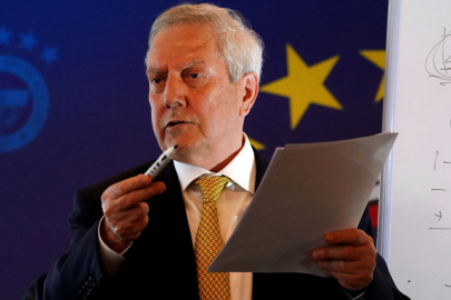 Aziz Yıldırım, Fenerbahçe başkanlığına aday olduğunu açıkladı
