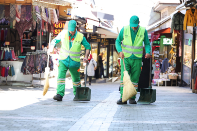 Bursa'nın dünyaca ünlü tarihi alanlarına özel temizlik ekibi