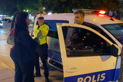 ATM'de unutulan parayı görüp polise teslim etti