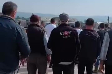 Kurban pazarında kavga: Jandarma havaya ateş açtı, kadın astsubay araya girdi