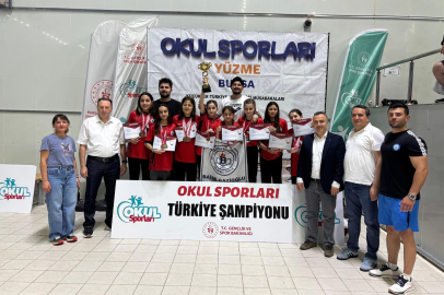 Bursa'da ortaokul öğrencilerinden Türkiye şampiyonluğu