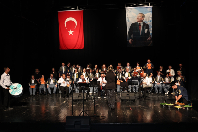 Nilüfer’de Engelliler Haftası 'Bizim Ev'in yıl sonu gösterisiyle tamamlandı