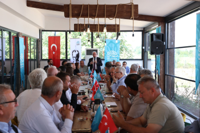 Başkan Şadi Özdemir, muhtarlara turizm projelerini anlattı
