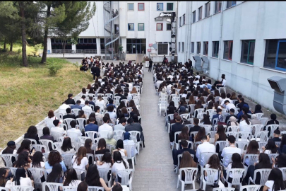 Bursa'nın en iyi liselerinin öğrencileri çalıştayda buluştu