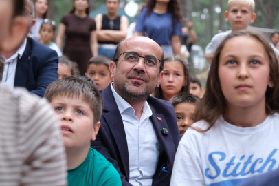 Orhaneli’de yıl sonu sergisi ve çocuk şenliği renkli görüntülere sahne oldu