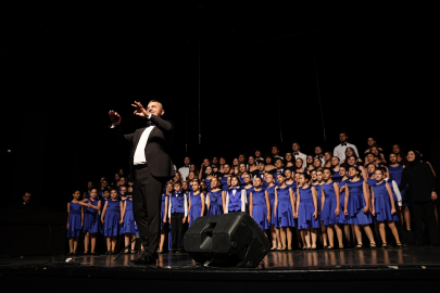 Nilüfer’in farklı sesleri bu konserde bir oldu