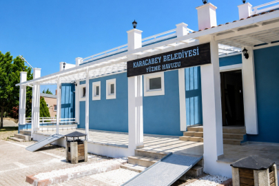Karacabey'de yüzme havuzları kapılarını açtı
