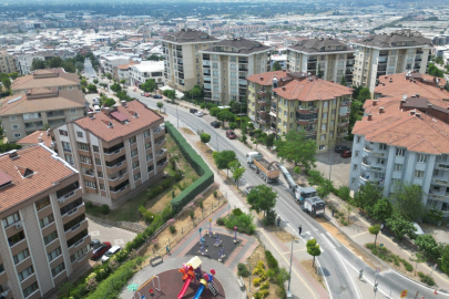 Büyükşehir Üçevler Mahallesi'nde asfalt yeniliyor