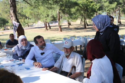 Gürsu’nun büyüklerine vefa pikniği