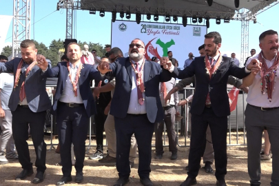 Türkiye'nin dört bir yanından gelen Giresunlular Bursa'da buluştu