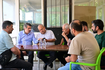 Yıldırım Belediye Başkanı Oktay Yılmaz, Teleferik Mahallesi’nde esnafla bir araya geldi
