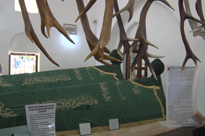 Bursa'da 649 yıllık Geyikli Baba geleneği yaşatıldı