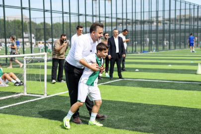 Büyükşehir'den Bursaspor'un geleceğine yatırım