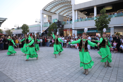 Festival coşkusu İnegöl'ün dört bir yanını sardı