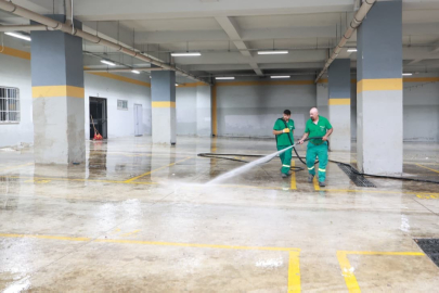 Osmangazi Belediyesi pazarlardan aylık 600 ton atık topluyor