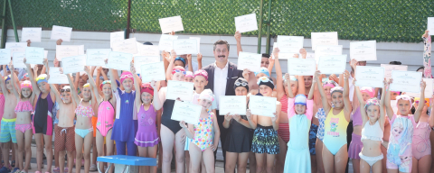 Yenişehir Belediyesi yaz dönemi yüzme kursu tamamlandı