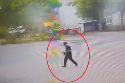 Şapkalı hırsız 'Örümcek Adam' gibi tırmanıp evleri soydu