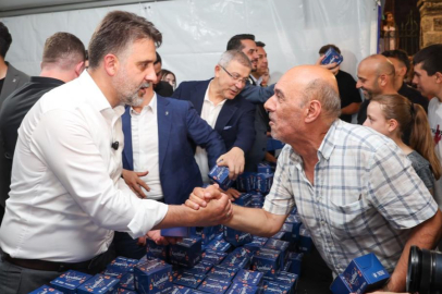 Başkan Vekili Biba, Mevlid Kandili'ni Bursalılarla birlikte idrak etti