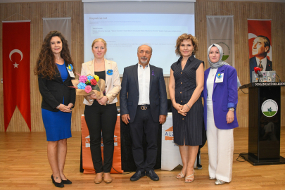 Osmangazi Belediyesi’nden Alzheimer’a Dikkat Çeken Seminer
