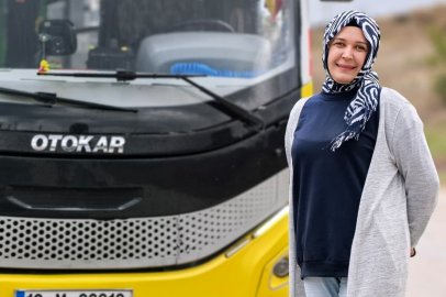 Kadın otobüs şoföründen hayat kurtaran hareket...O anlar kamerada